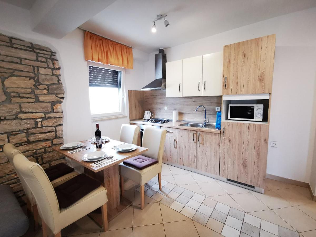 Meressa Paolia Apartments Novigrad  Exterior photo
