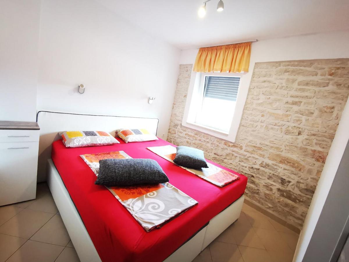 Meressa Paolia Apartments Novigrad  Exterior photo